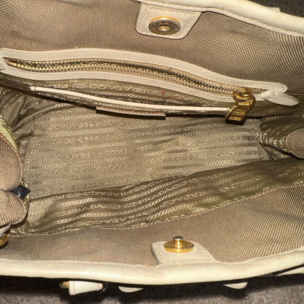 Prada Beige and Cream Tote Bag - Picture 12 of 16
